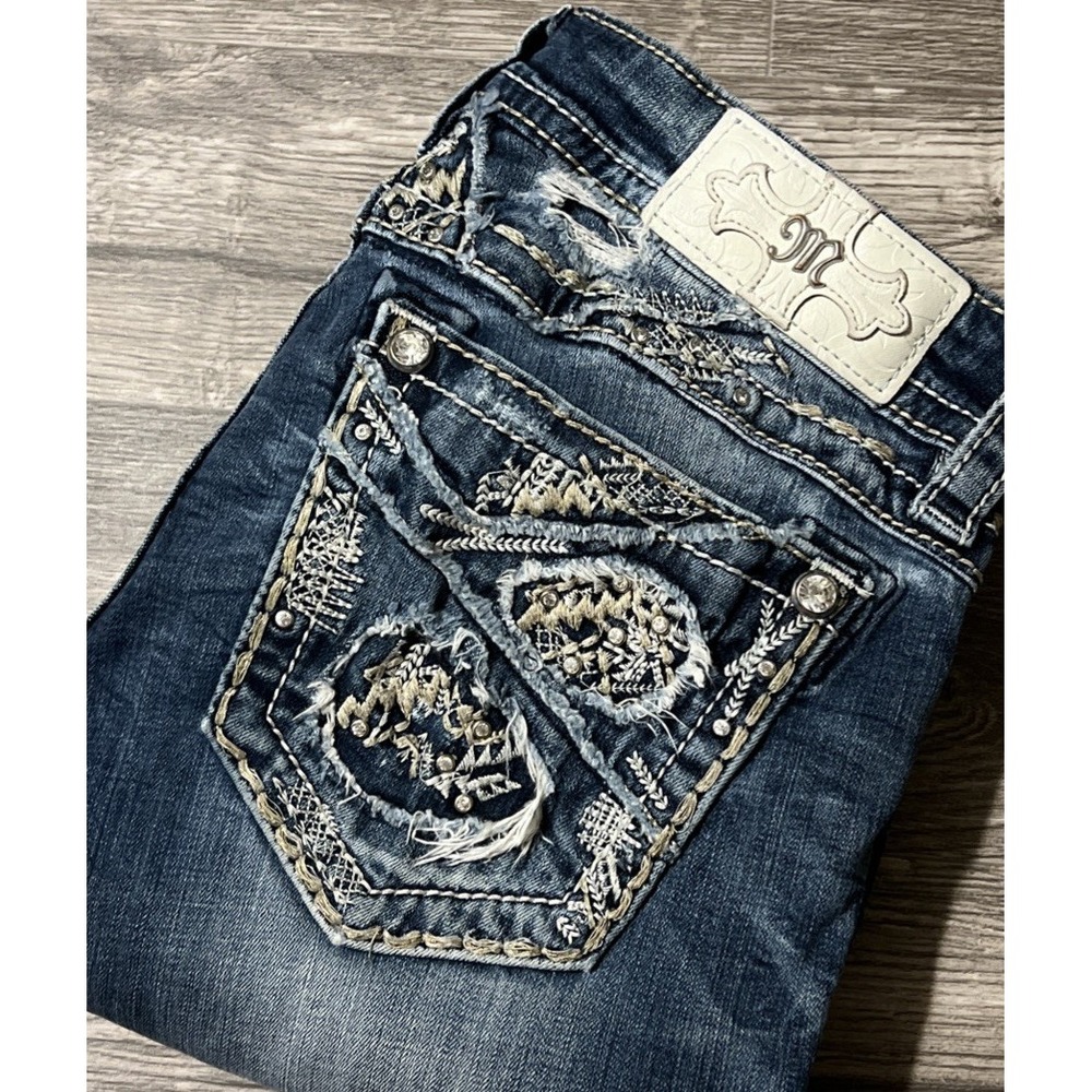 Miss Me Signature Embroidery Destroyed Pocket LowRise Skinny Jeans SZ 26 (28x31)
